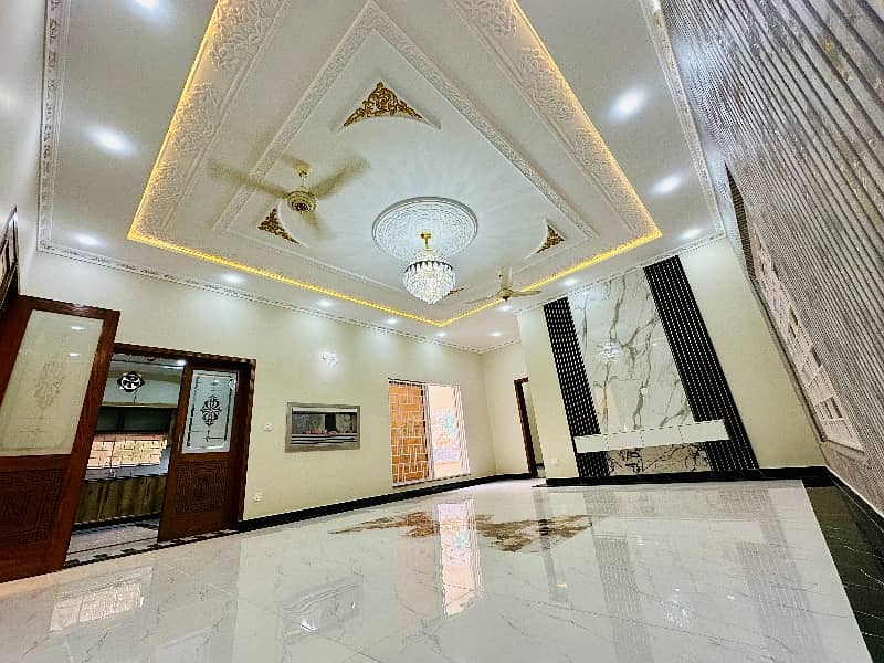 1 Kanal Brand New Dubble storey house available for sale in Pgechs phase 2 Mzyle Chowk college Road Lahore 39