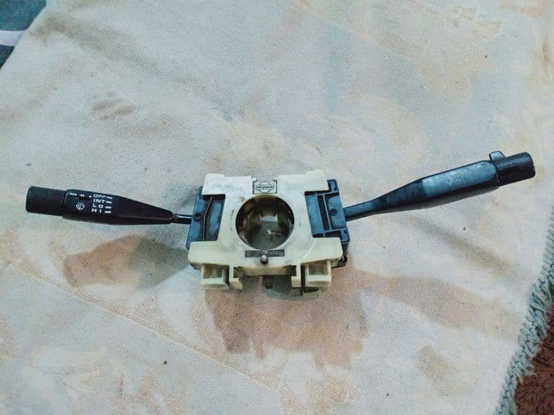 Light switch and wiper bracket of Nissan Safari Y60 2