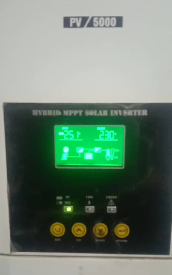 Inverex Solar  2.2 KW and Max power 3.5 kw inverter 5000pv 2
