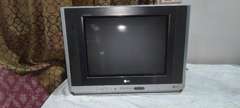 For Sale: LG CRT TV (Approximately 22 Inches) – Good Condition 0
