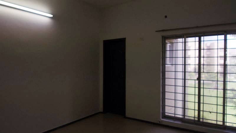 5 Marla 2 Bed Flat For Rent In Askari 11 Rs 40000 21