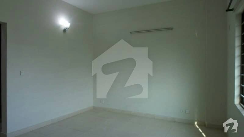 10 Marla 3 Bed Flat For Rent In Askari 11 Lahore 17