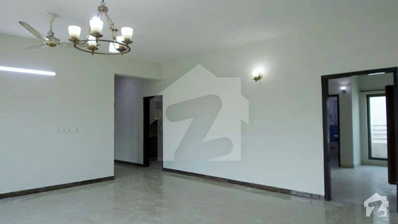 10 Marla 3 Bed Flat For Rent In Askari 11 Lahore 0