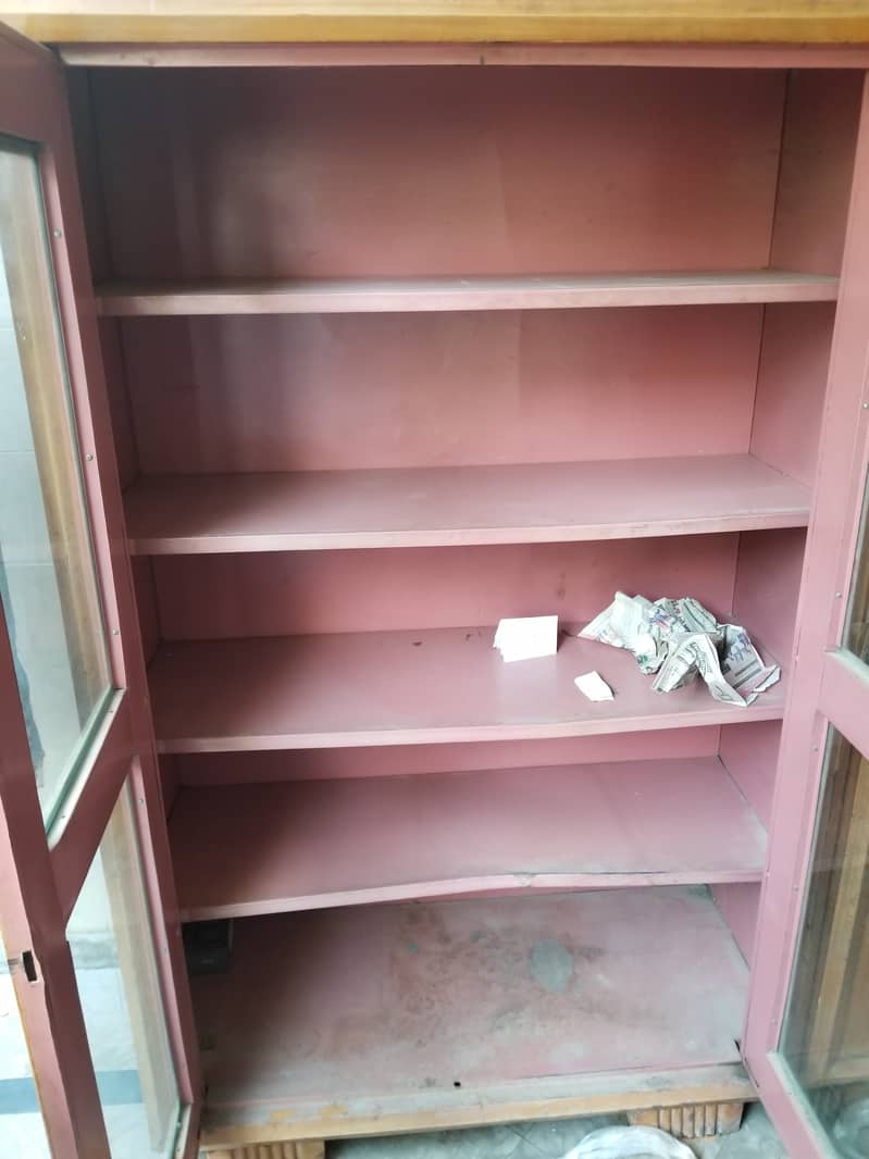 Steel Almirah with transparent glass and in heavy non dented sheet 3