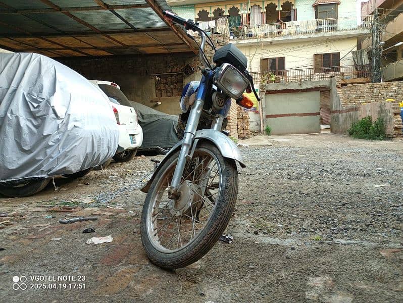 Yamaha Dhoom 2014 Model Available for Sale 6