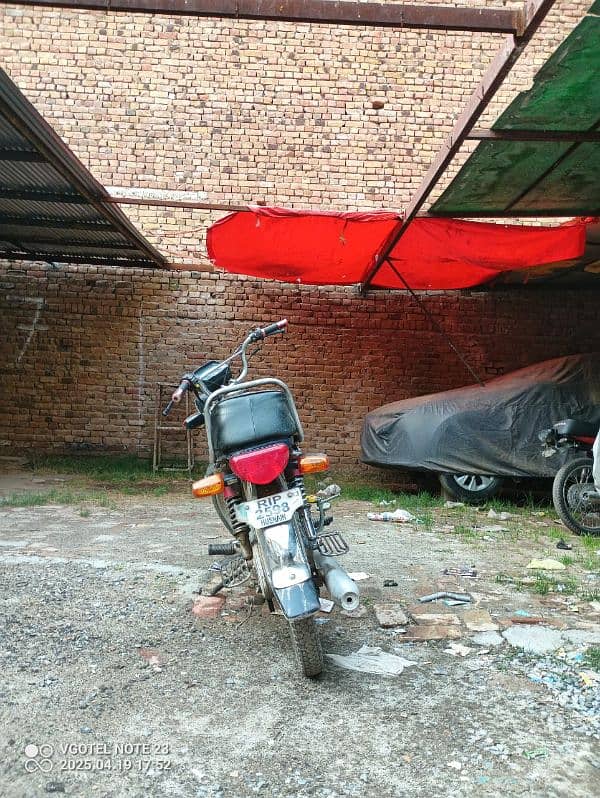 Yamaha Dhoom 2014 Model Available for Sale 7