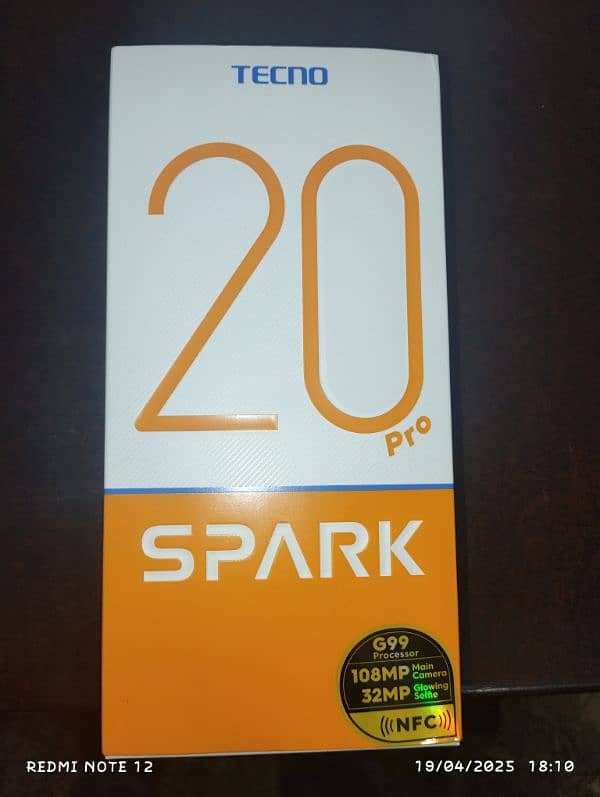 Techno Spark 20 pro Gold 2