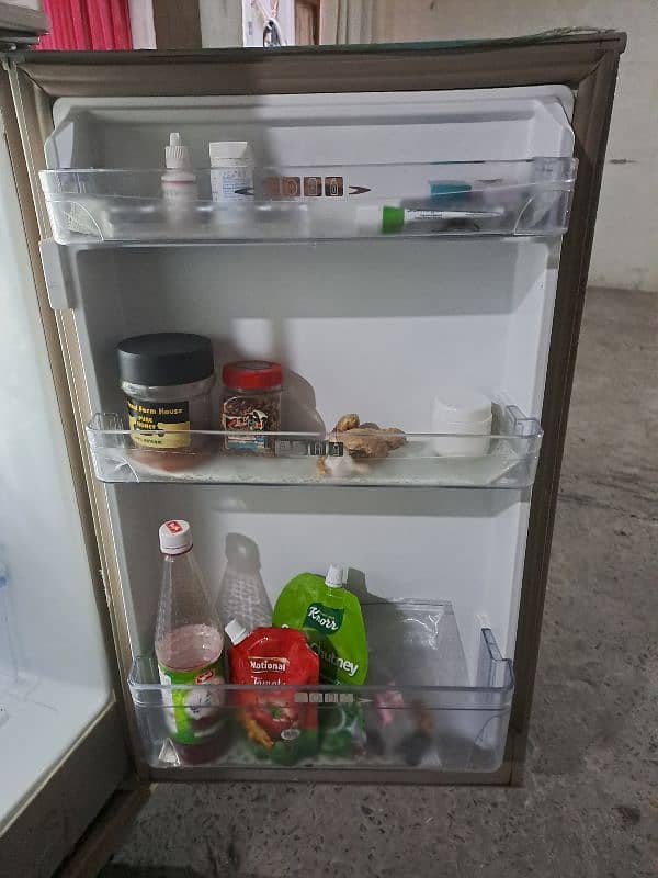 Dawlance Doble door Fridge in good condition. . ! 1