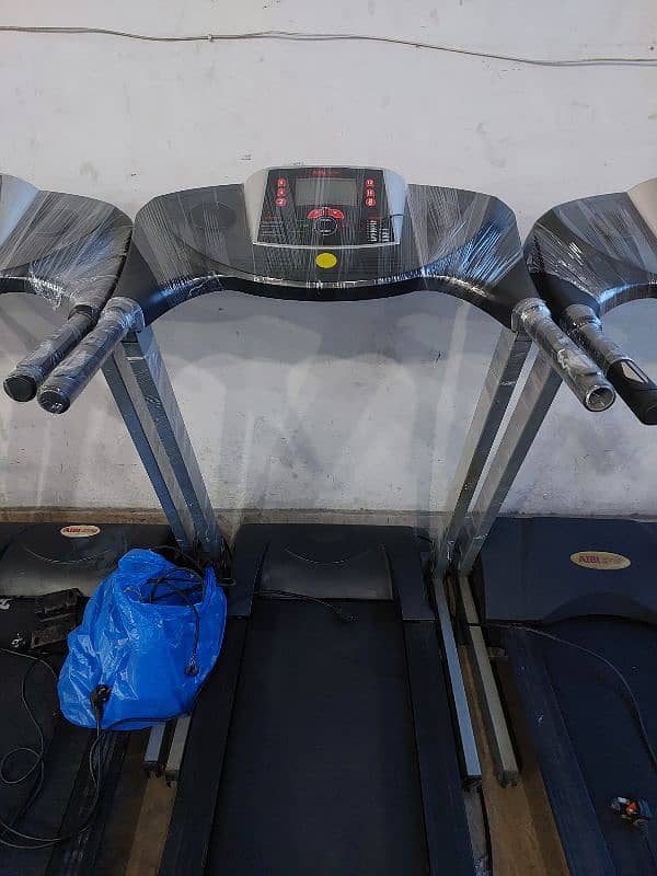 TREADMILL / RUNNING MACHINE / WALKING MACHINE / JOGGING MACHINE 9