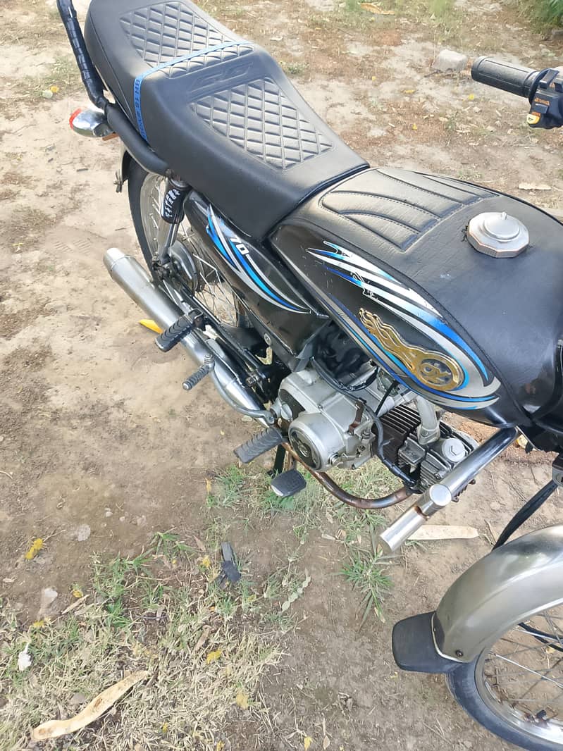 Yamaha Dhoom YD-70 2011 0