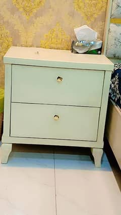 2 bed set almost new