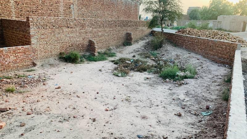 8 Marla commersial corner plot for sale in mehmood kot 1