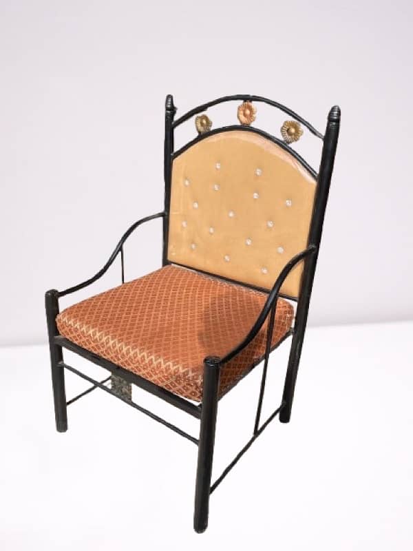 sofa type chairs 0