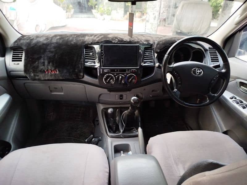 Toyota Hilux Vigo 2011 5