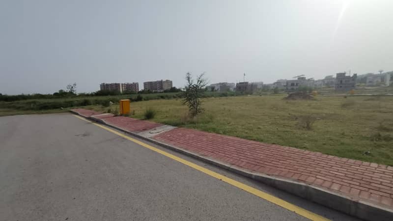 08 Marla Possession Plot For Sale Solid Land | Prime Location | Original Pics Attached 5