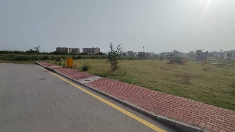 08 Marla Possession Plot For Sale Solid Land | Prime Location | Original Pics Attached 7