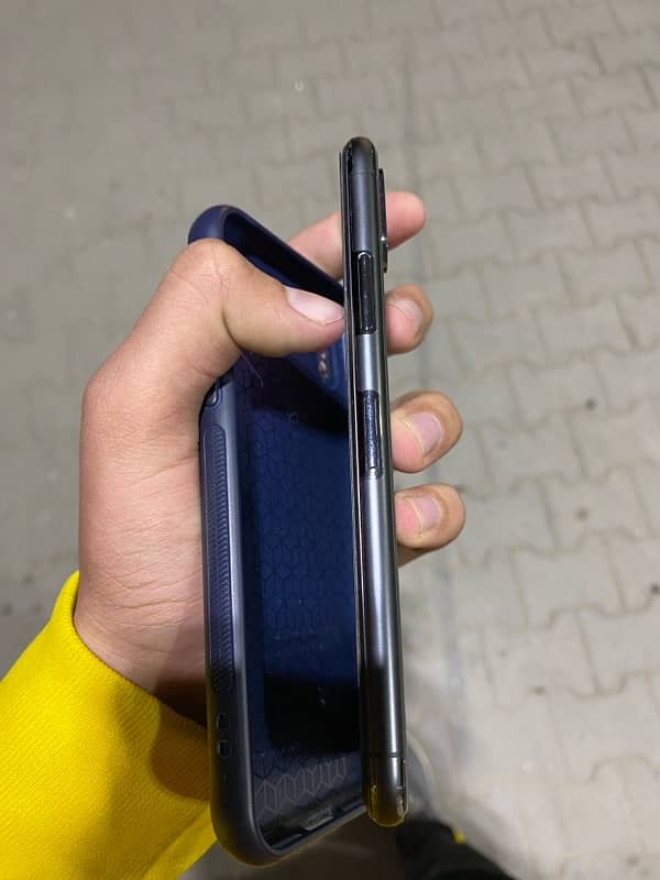 Iphone xs PTA Approved 3