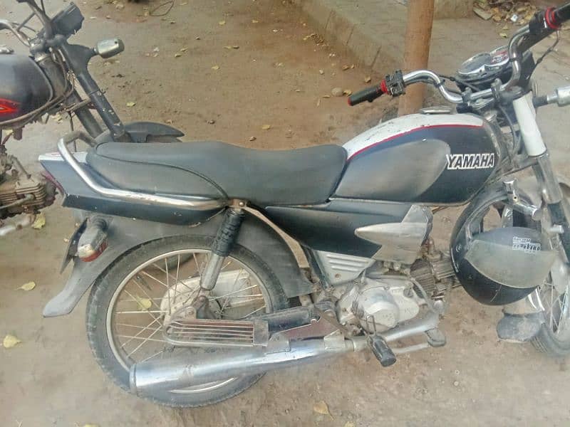 Yamaha junoon for sale in lush condition 2006 model 0