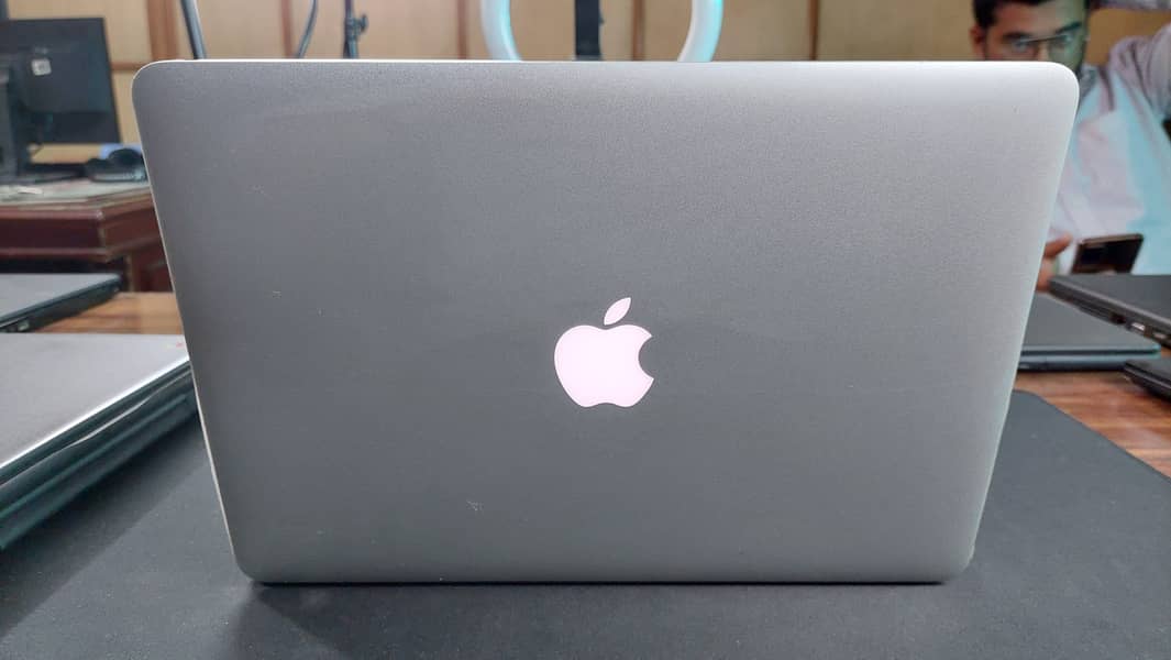 Apple Macbook Pro 2015 retina 13'' 8/128 3