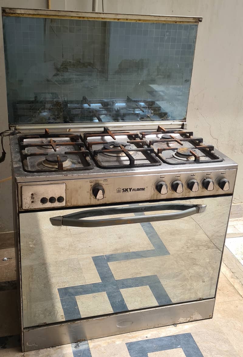 Rs. 23,900 only today | Oven | Like new oven, first class condition 0