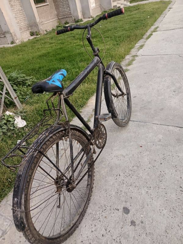 Bicycle 26inch full size for sale all okay hai. 2