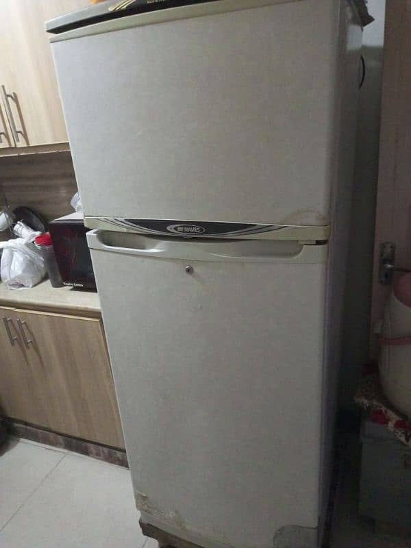 waves fridge 100 % working condition 2