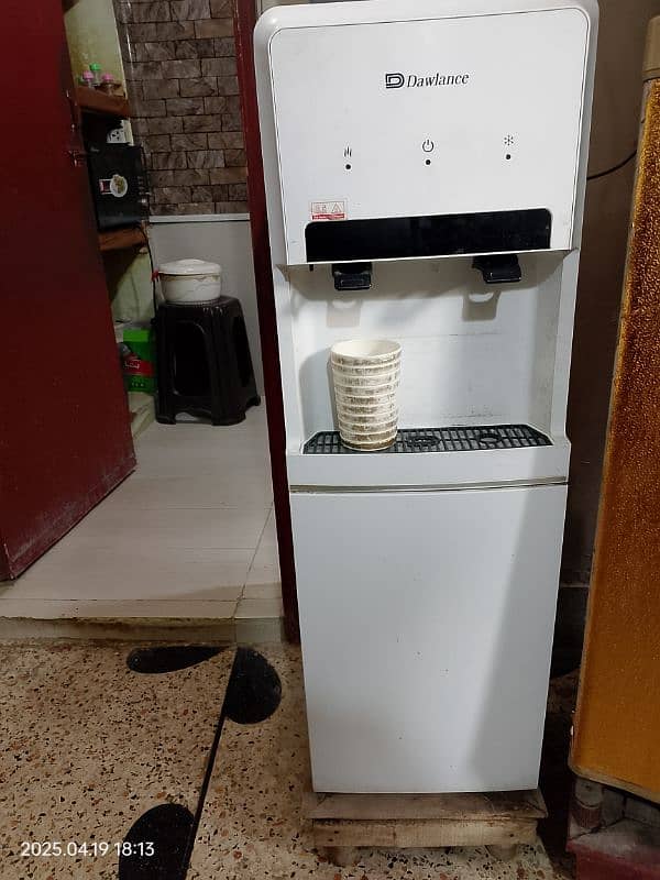 Dawlance water dispenser 0