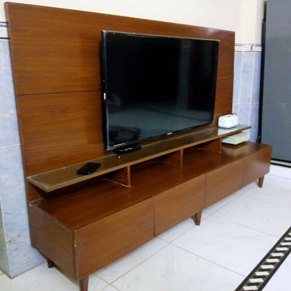 L C D Rack 80" Length or Deep 17" Volnet Polish 2