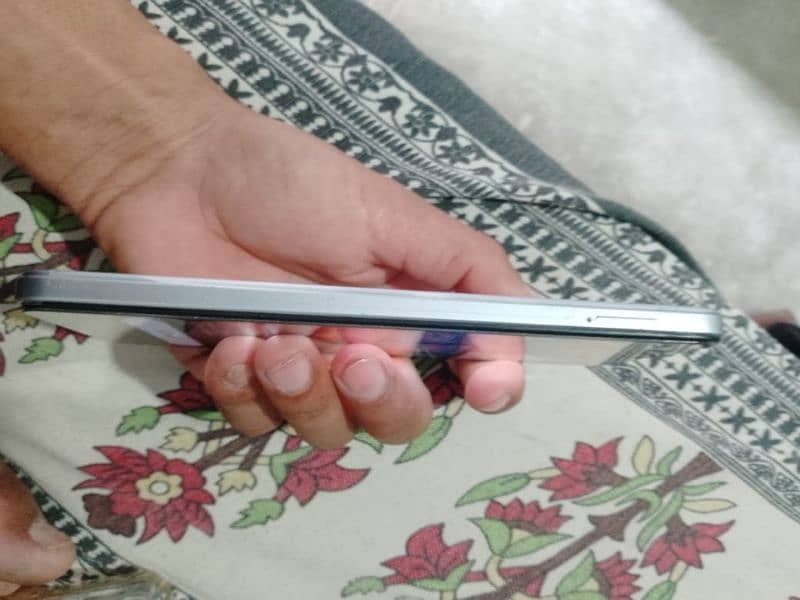 Infinix Note 12.8+8. ram. Rom128. CpuHelio. g. Box aur chargerSathhaial okh 2