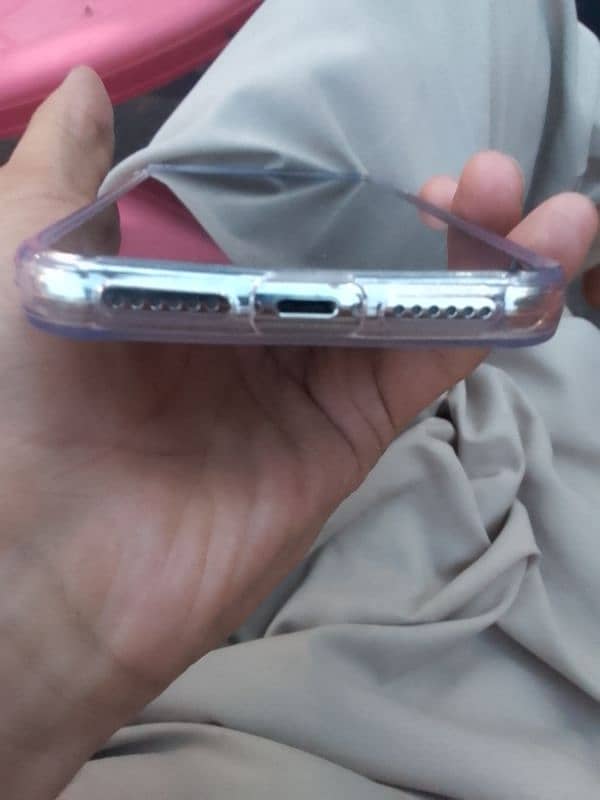 JUST LIKE NEW iPhone X White 256gb Total Genuine PTA APPROVED 2