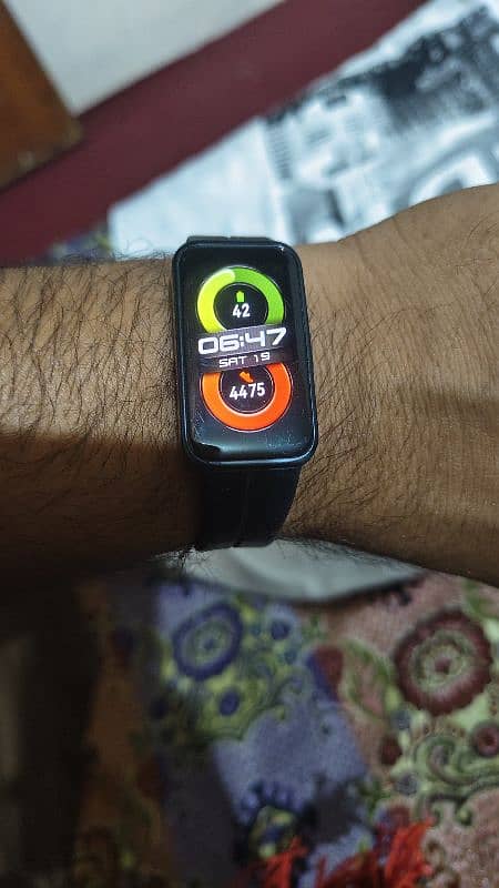 Huawei Band 8 with original chrger 1