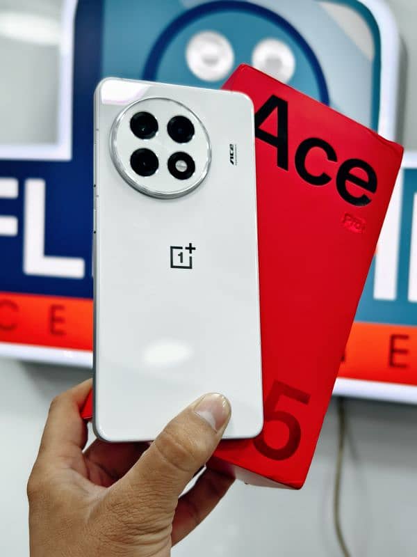 ONEPLUS ACE 5 PRO 8 ELITE CHIPSET BIG BATTERY 1
