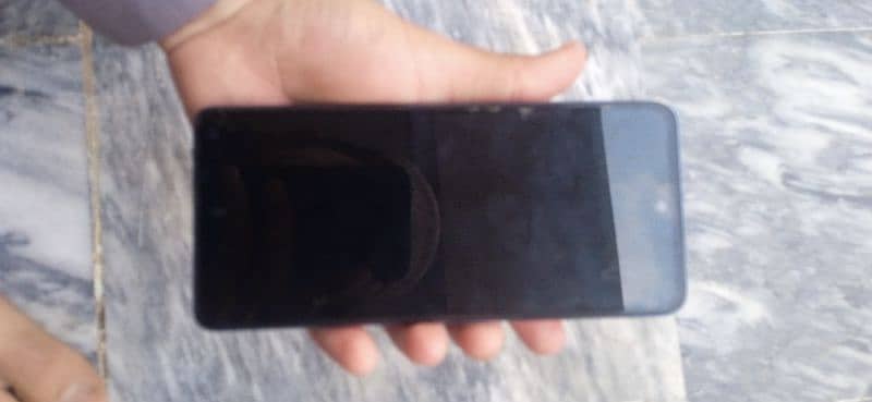 mobile Infinix Hot 40 pro 4