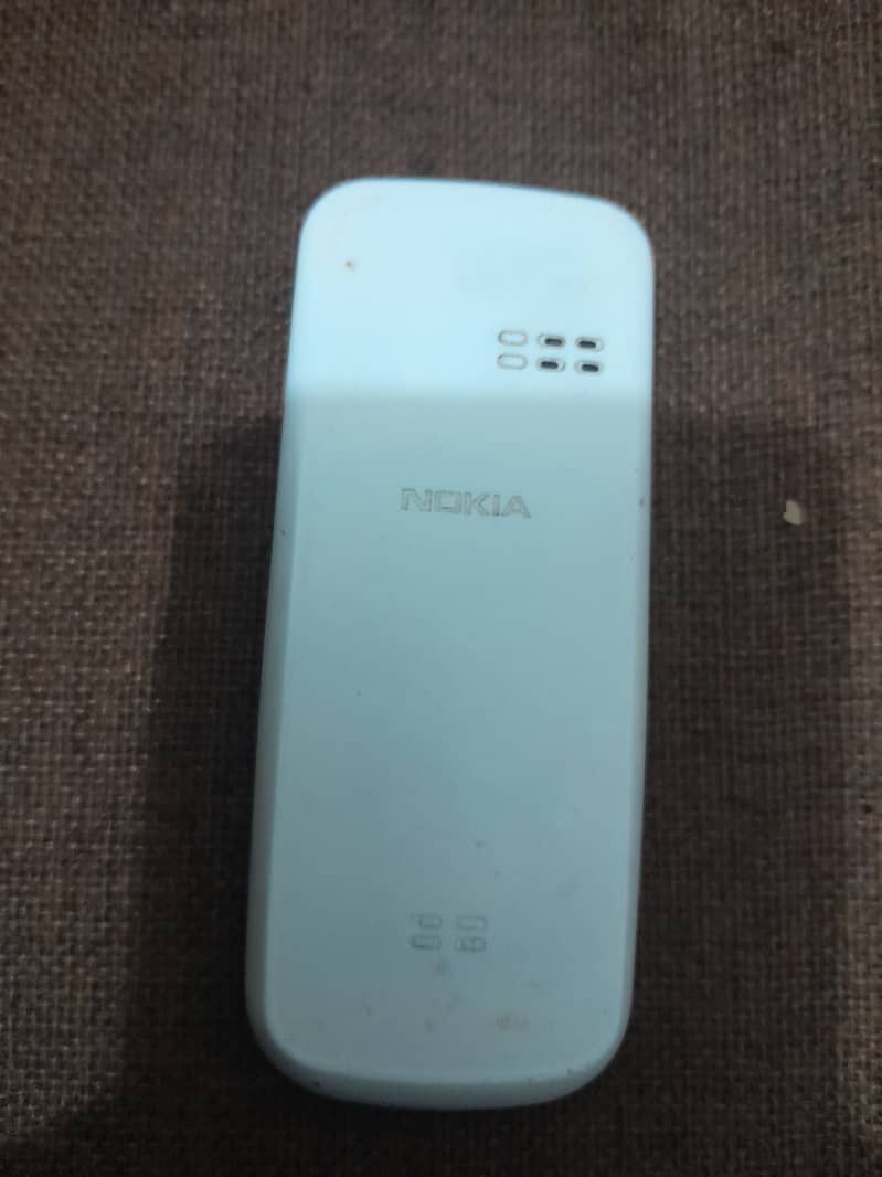 Nokia 101dual sim with genuine charger 2
