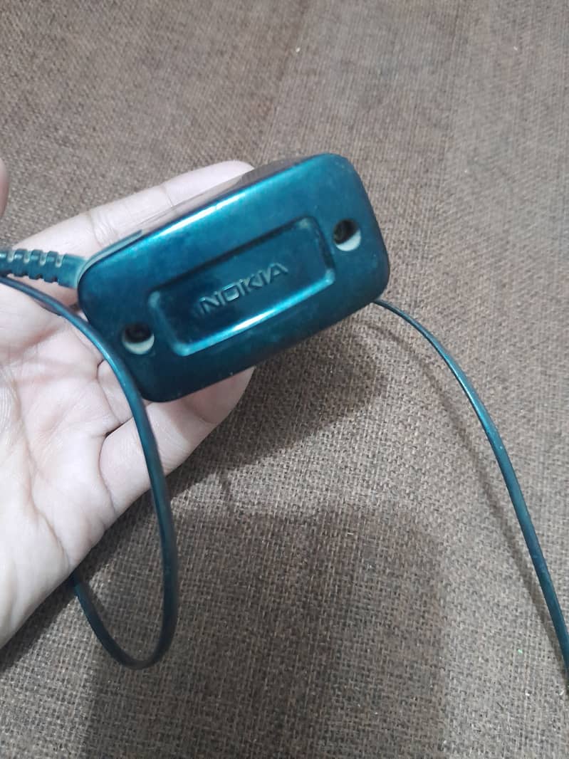 Nokia 101dual sim with genuine charger 4