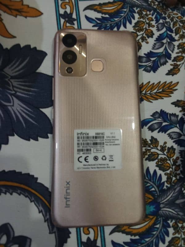 Infinix hot 12 play 4/64 2