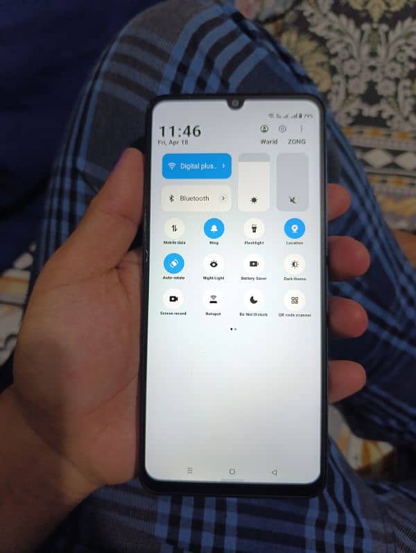 Realme C63 6/128gb  10/10 condition in warranty 7