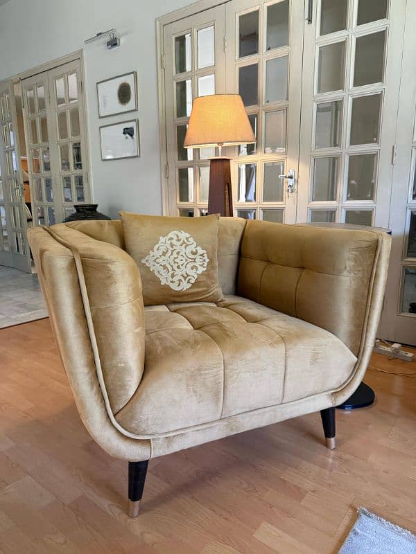 3+2+1 Brand New Condition Sofas For Sell Urgent 3