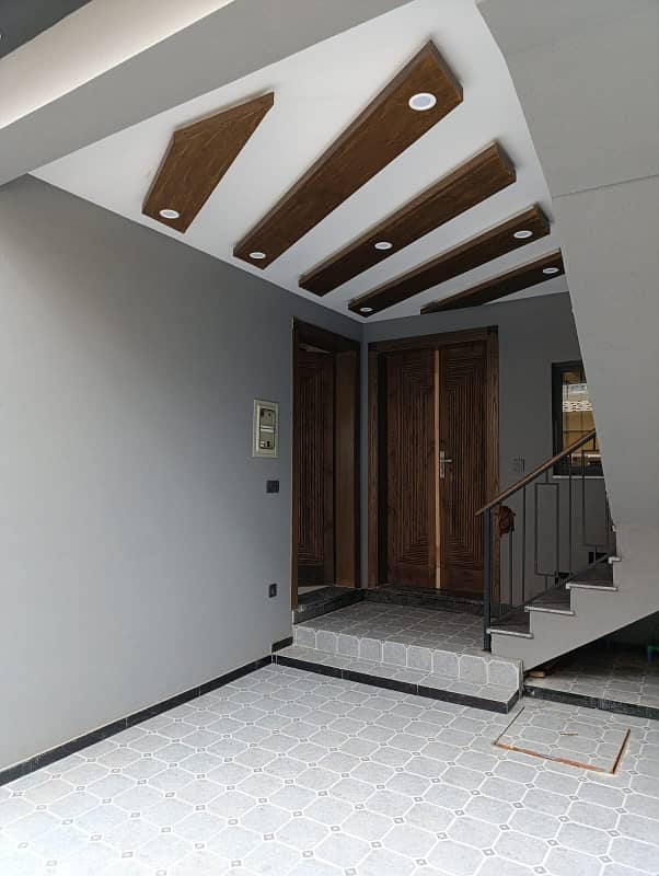 5 Marla Double Storey Near Askari 14 7