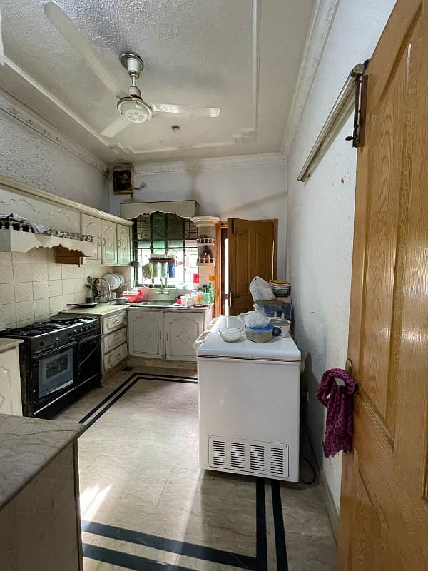 10 Marla Lower portion is For rent in wapda town Block J2. 11