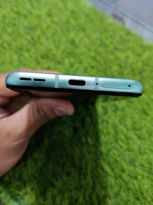 ONE PLUS 9R 8+8/256 4