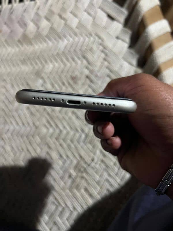 iphone 11 non pta factory unlocked 4