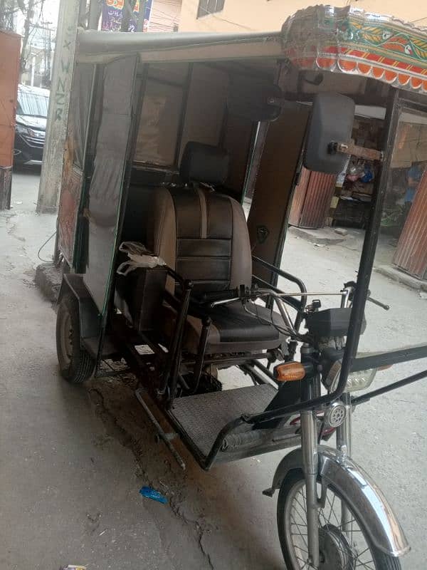 3 wheel motorcycle for disable persons 2