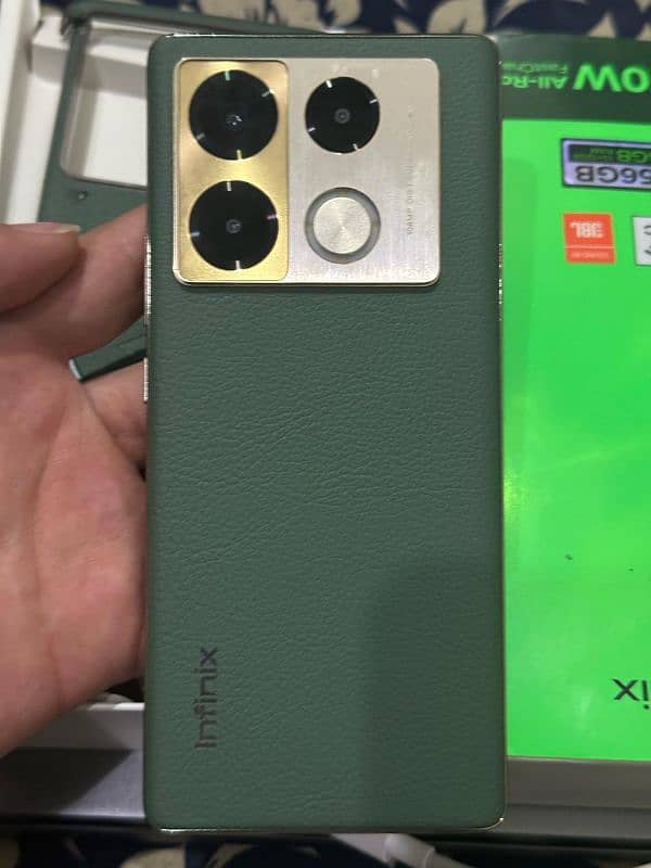 Infinix Note 40 Pro with box/Original Infinix Charger, 12+12/256 GB 2
