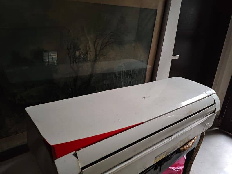 Haier split Ac 1.5 tons both outdoor and indoor units 2