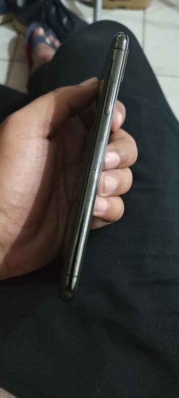Iphone x PTA Approved 4