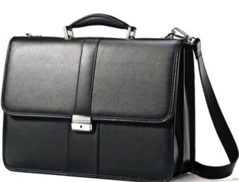 Excellent branded bag for lecturars teachers . 1