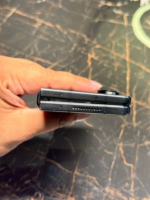 Samsung Galaxy Z Fold4 12/256 0