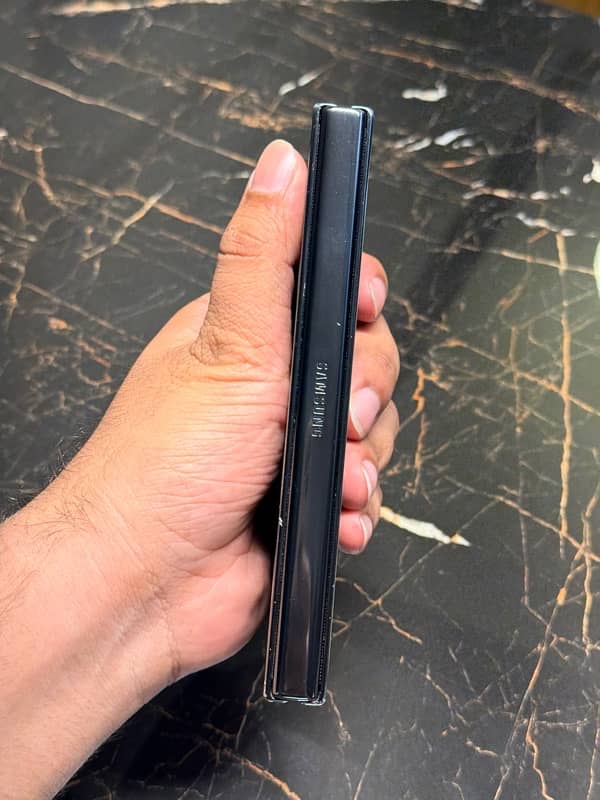 Samsung Galaxy Z Fold4 12/256 4