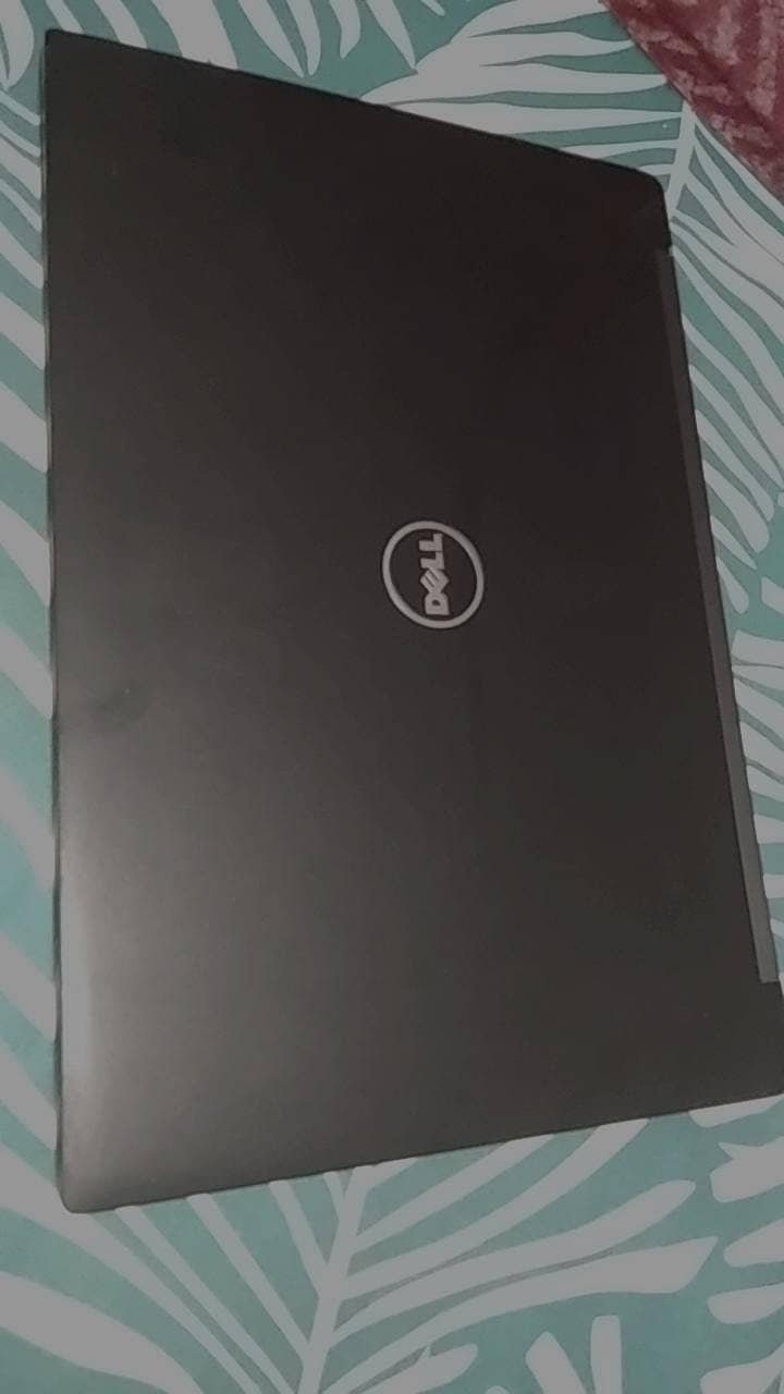 Dell Latitude 7280, Intel Core i5 7th gen, 8GB ram, Battery 10-20 mins 3